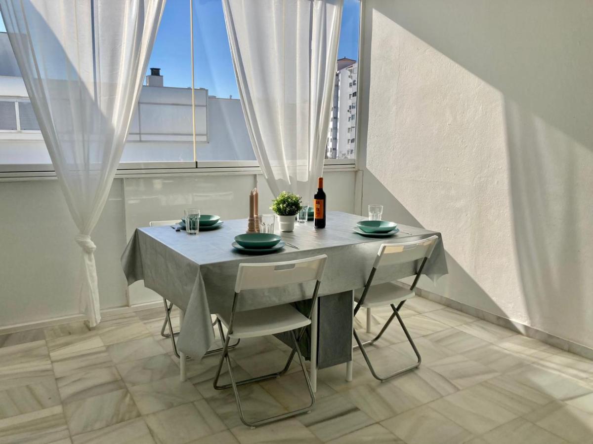 Apartament Atico Valdelagrana Playa - Aire Acondicionado Y Piscina El Puerto de Santa María Zewnętrze zdjęcie